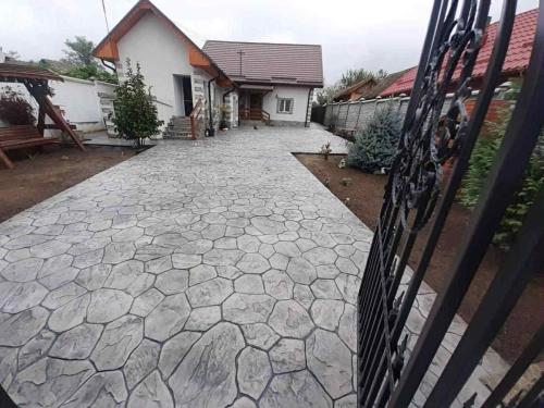 WhatsApp Image 2025-12-23 at 18.03.3012